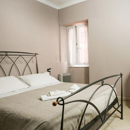 Vernazza2010 Rooms ภายนอก รูปภาพ