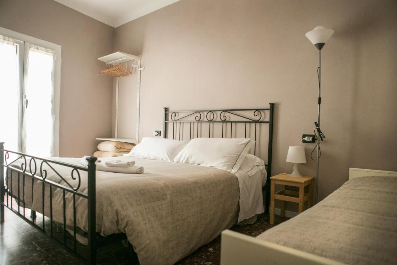Vernazza2010 Rooms ภายนอก รูปภาพ